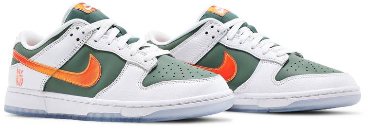 Dunk Low 'NY vs NY' DN2489-300