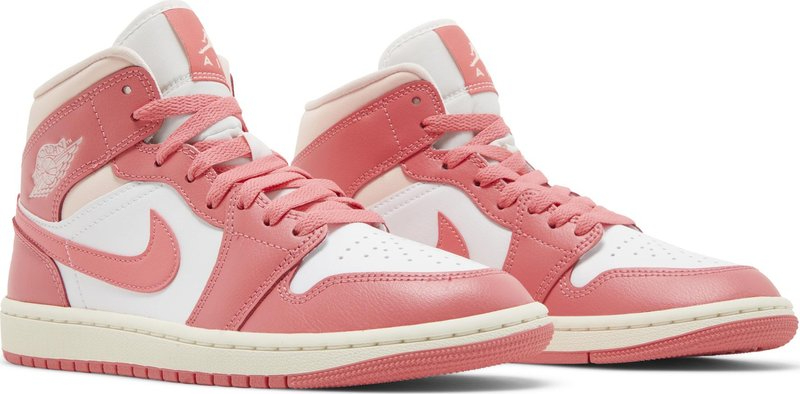 Wmns Air Jordan 1 Mid 'Strawberries and Cream' BQ6472-186