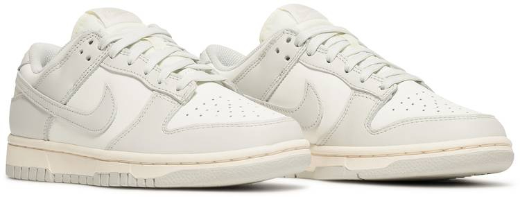 Wmns Dunk Low 'Light Bone' DD1503-107