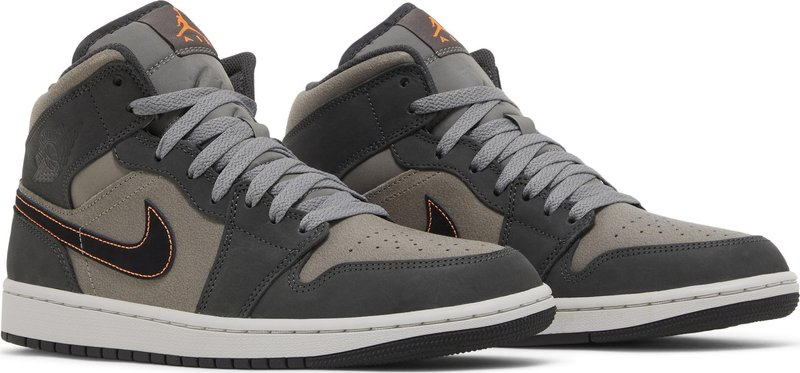 Air Jordan 1 Mid SE 'Night Stadium' FQ8338-017