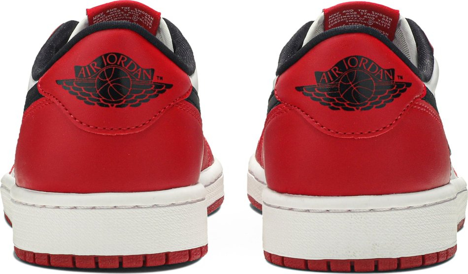 Air Jordan 1 Retro Low OG 'Chicago' 705329-600