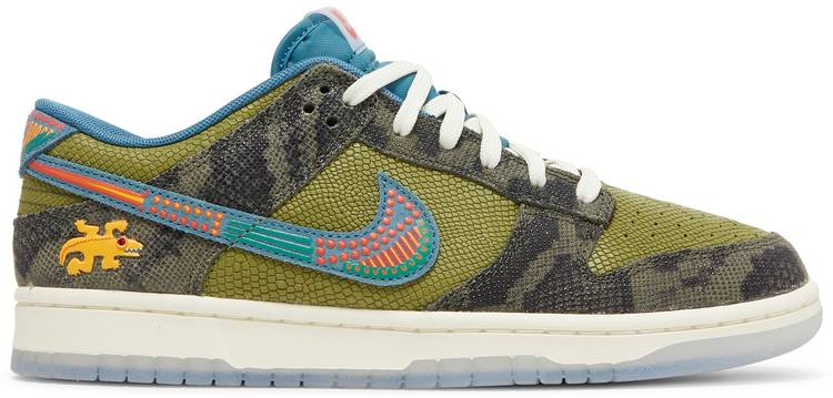 Dunk Low “Siempre Familia” DO2160-335