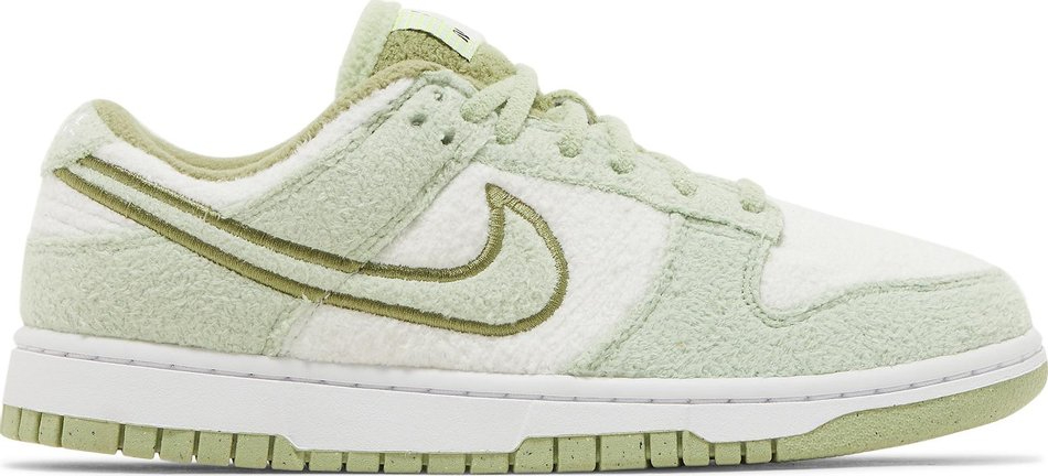 Wmns Dunk Low SE 'Fleece - Honeydew' DQ7579-300