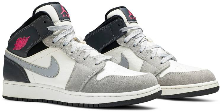 Air Jordan 1 Mid 'White Grey Hyper Pink' 555112-117