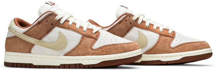 Dunk Low Premium 'Medium Curry' DD1390-100